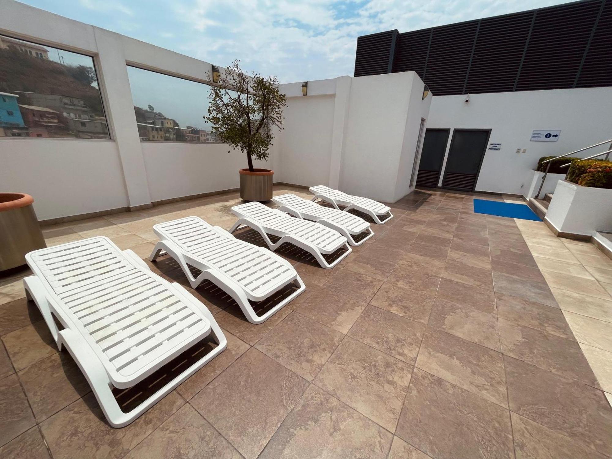 Suite Frente Al Rio En Puerto Santa Ana Riverfront Guayaquil Exteriör bild